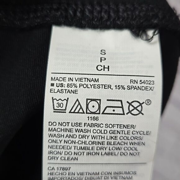 Old Navy NWT High-Waisted PowerPress Crop Leggings Black Workout Yoga Pant Small - Picture 9 of 9